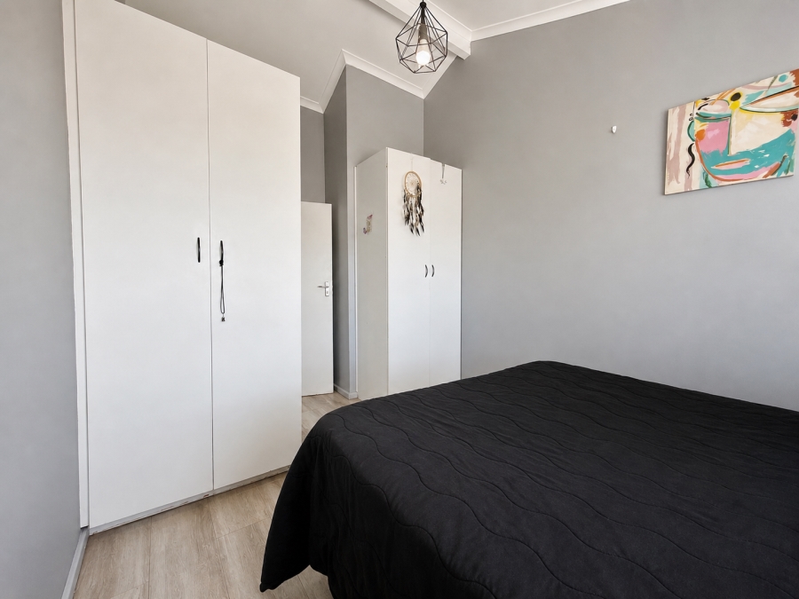 2 Bedroom Property for Sale in Table View Western Cape